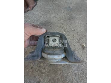 Nosac motora za Nissan Micra od 2002. do 2007. god.