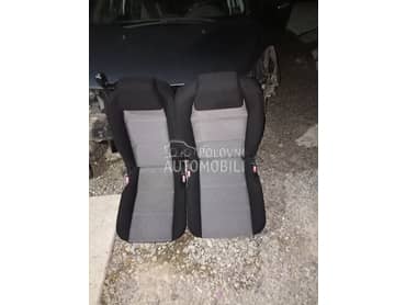 6. i 7. sediste za Peugeot 307