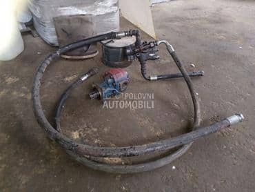 Hidraulicna pumpa i razdelnik