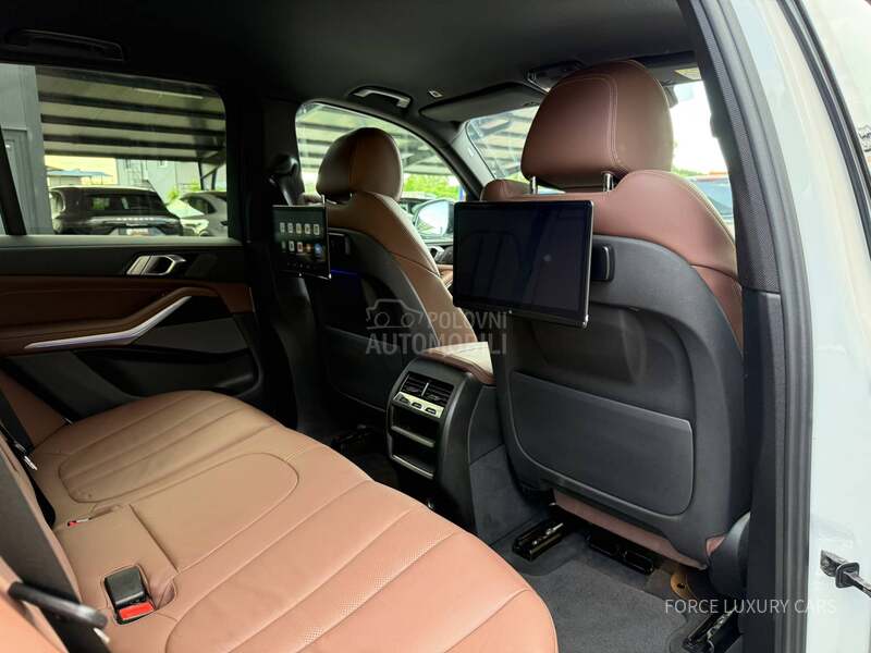 BMW X5 xD 40M-paket 3xTV