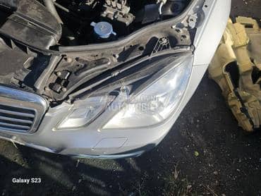 W212 Desni Far Xenon za Mercedes Benz E Klasa od 2009. do 2013. god.