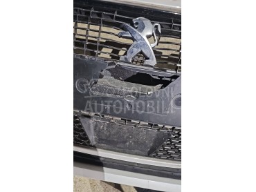 branik za Peugeot 208