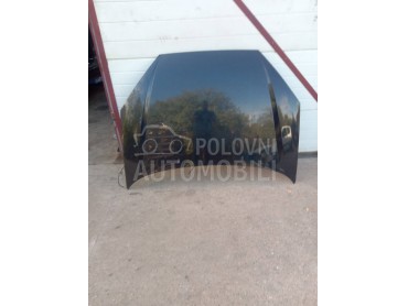 Hauba crna boja za Ford Focus od 1998. do 2004. god.