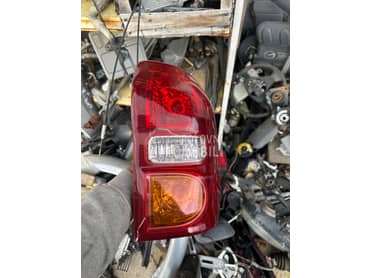 Desna stop lampa za Toyota RAV 4 od 2002. do 2005. god.