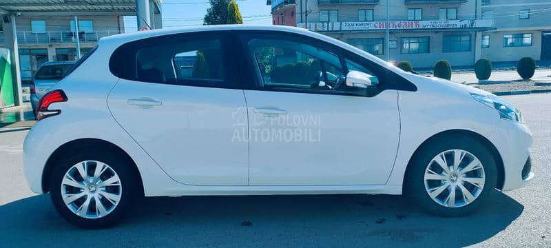 Peugeot 208 1.5 Hdi
