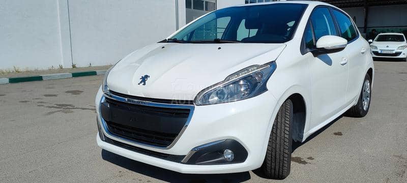 Peugeot 208 1.5 Hdi