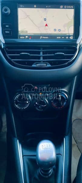 Peugeot 208 1.5 Hdi
