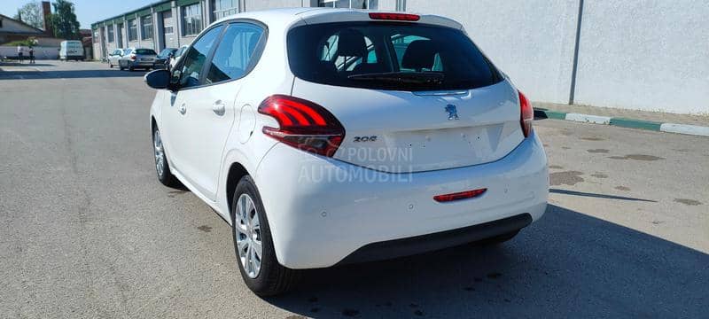 Peugeot 208 1.5 Hdi