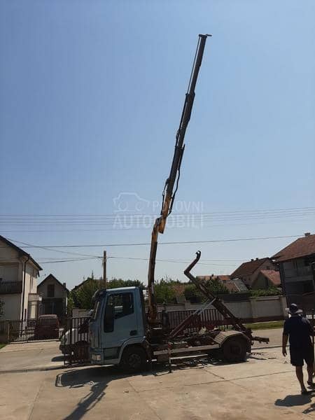 Iveco 100e21