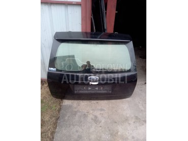 Gepek vrata za Ford Focus od 2004. do 2007. god.