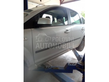 Prednja leva vrata za Ford Focus