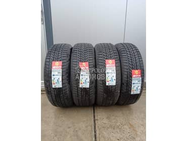Ostalo 215/60 R17 Sve sezone
