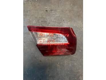 stop lampa leva za Mazda 626 od 1999. do 2002. god.