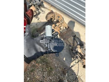 Elektro podizač prozora za Mazda 6 od 2013. do 2017. god.