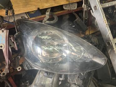 Far desni za Toyota Aygo od 2005. do 2009. god.