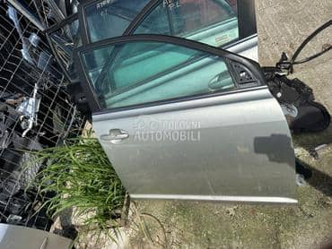 Prednja desna vrata za Toyota Avensis od 2004. do 2007. god.