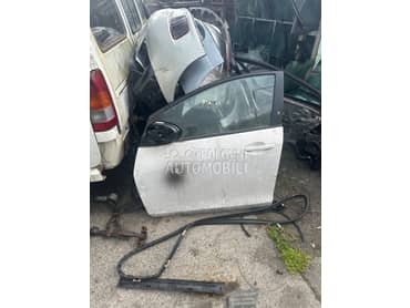 Prednja leva vrata za Mazda 2 od 2008. do 2012. god.