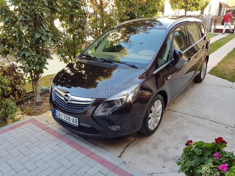 Opel Zafira 2.0CDTi