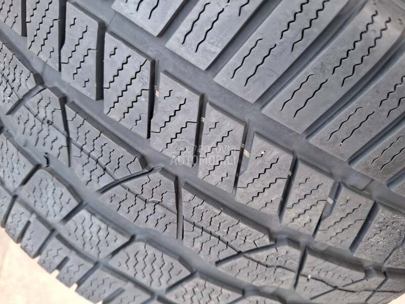 Continental 295/30 R19 Zimska