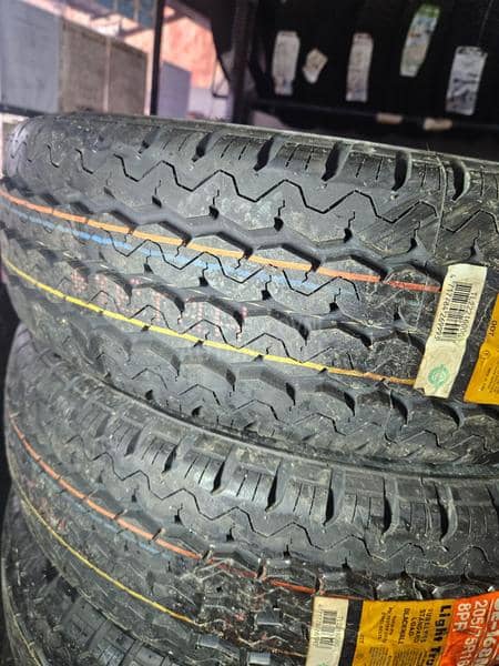 Maxxis 205/75 R16 Letnja