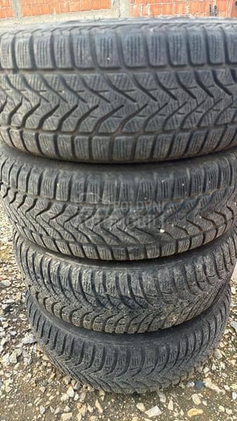 Kumho 185/65 R15 Zimska