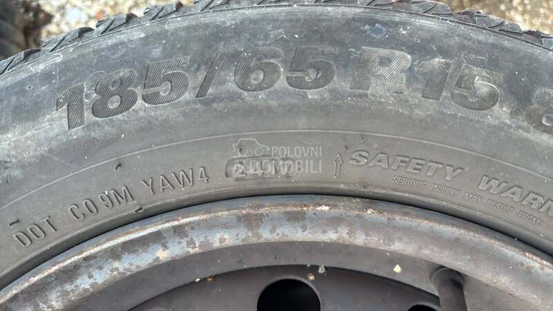 Kumho 185/65 R15 Zimska