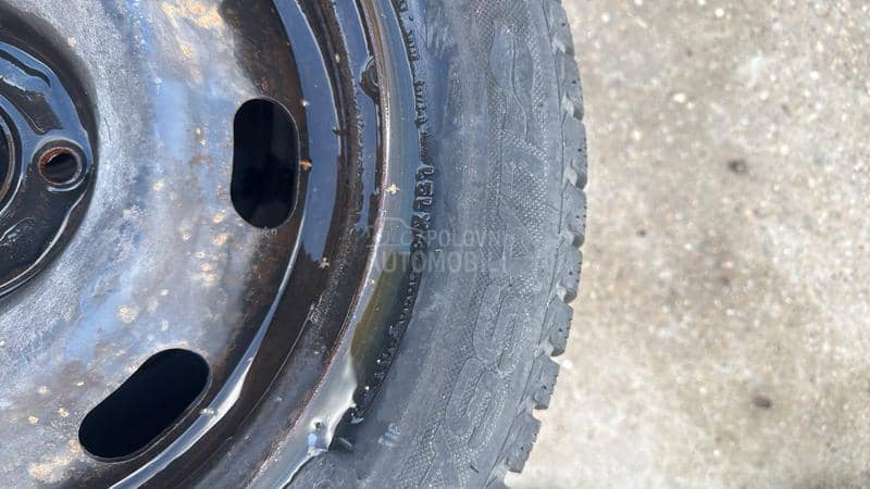 Kumho 185/65 R15 Zimska