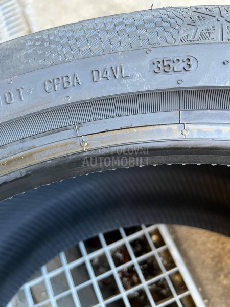 Continental 295/40 R20 Zimska