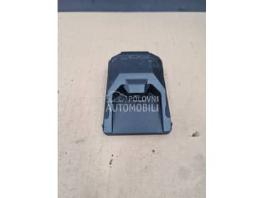 kamera na šoferšajbni za Nissan Qashqai od 2014. do 2021. god.