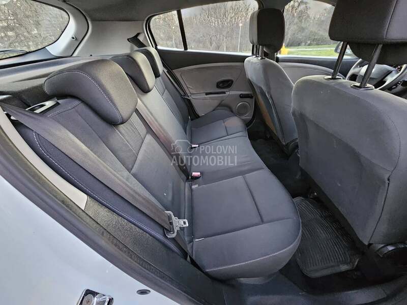 Renault Megane 1.6b
