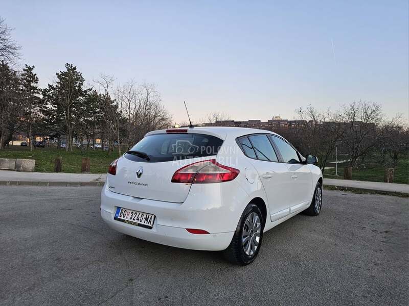Renault Megane 1.6b