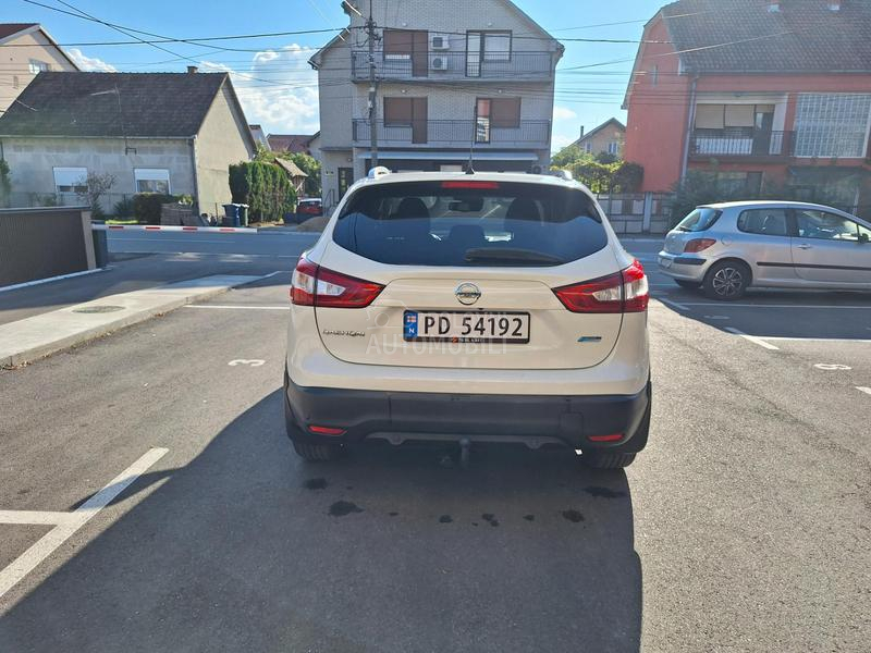 Nissan Qashqai 1.5 dci Tekna