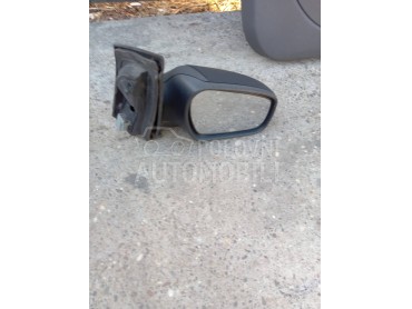 Desni retrovizor za Ford Focus od 2004. do 2007. god.