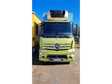 Mercedes Benz antos 18.330