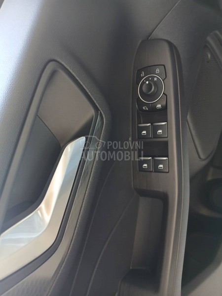 Ford Kuga NOV MODEL M6