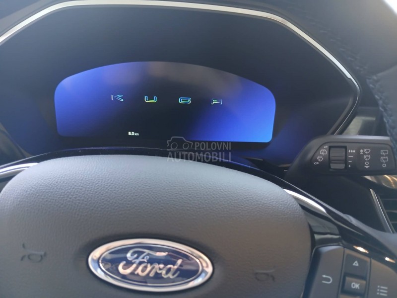 Ford Kuga NOV MODEL M6