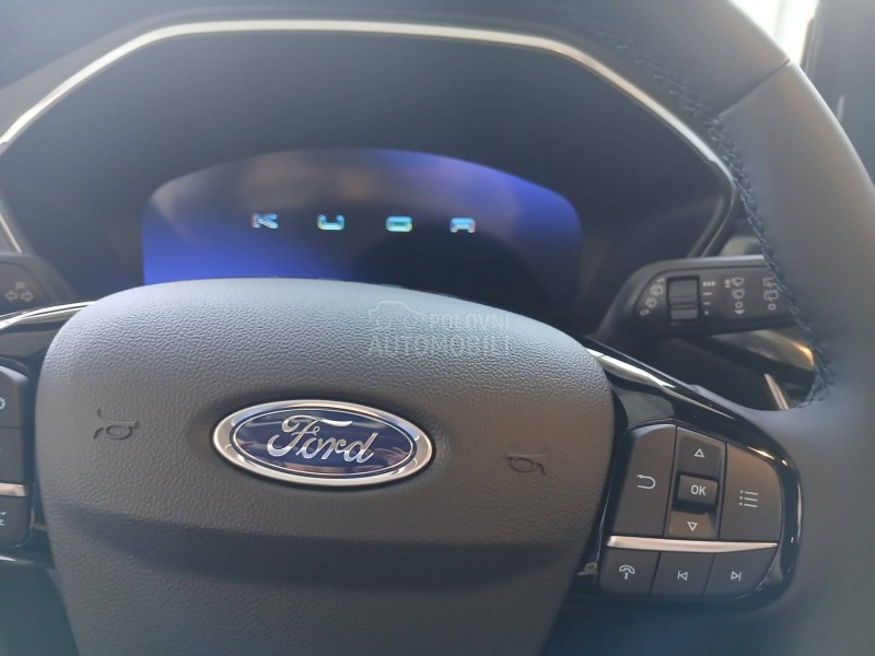 Ford Kuga NOV MODEL M6