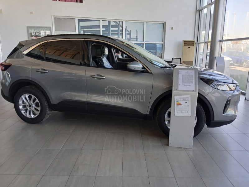 Ford Kuga NOV MODEL M6