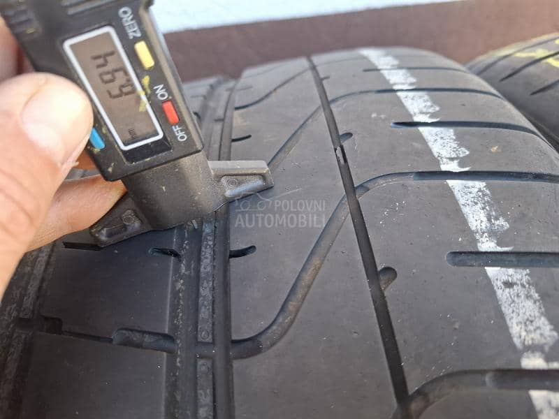 Pirelli 305/30 R19 Letnja
