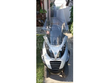 Piaggio MP3