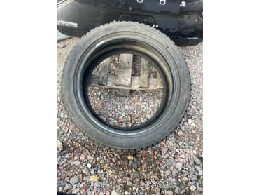 Bridgestone 225/45 R17 Zimska