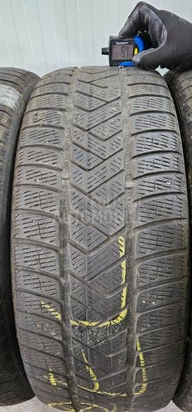 Pirelli 235/55 R19 Zimska
