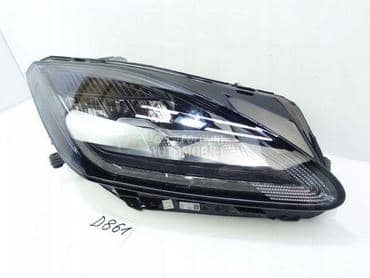 Desni far za Jaguar E-Pace od 2017. do 2022. god.