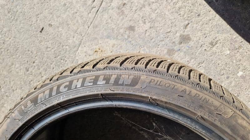 Michelin 275/35 R21 Zimska