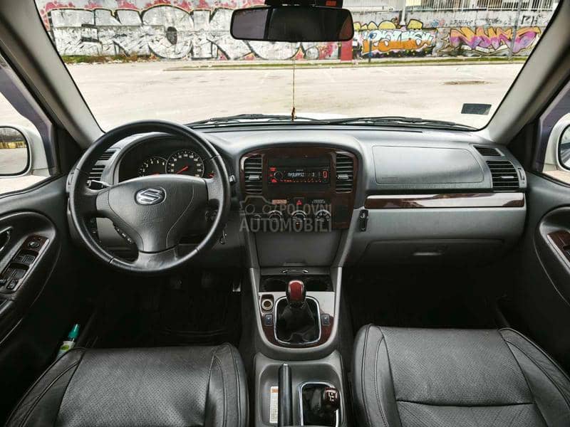 Suzuki Grand Vitara Raptor
