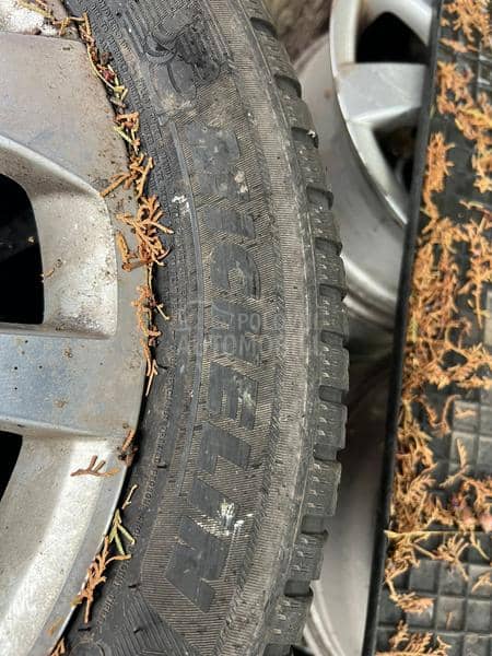 Michelin 215/55 R17 Letnja