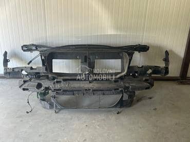 komplet prednjica za BMW X1 od 2009. do 2014. god.