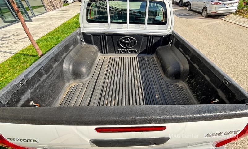 Toyota Hilux 2.4 D4D