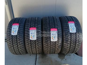 Vredestein 325/35 R22 Zimska