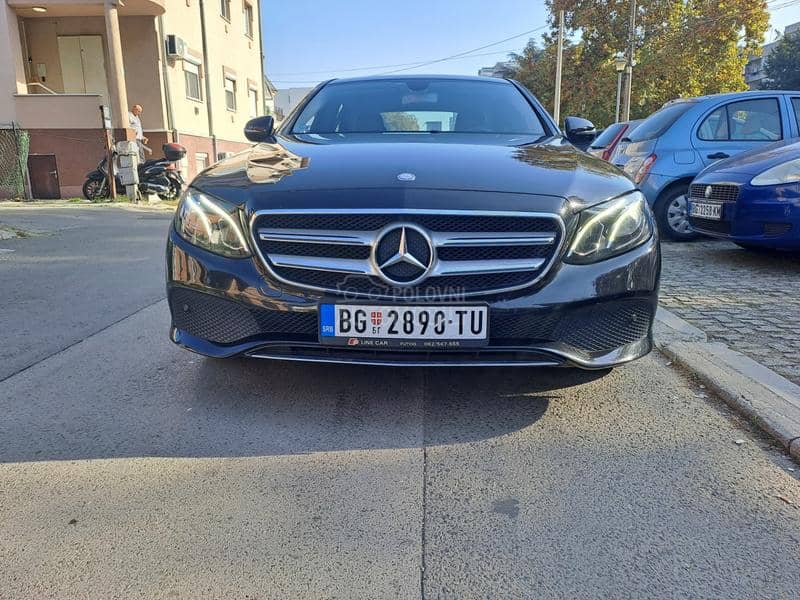 Mercedes Benz E 220 E 220